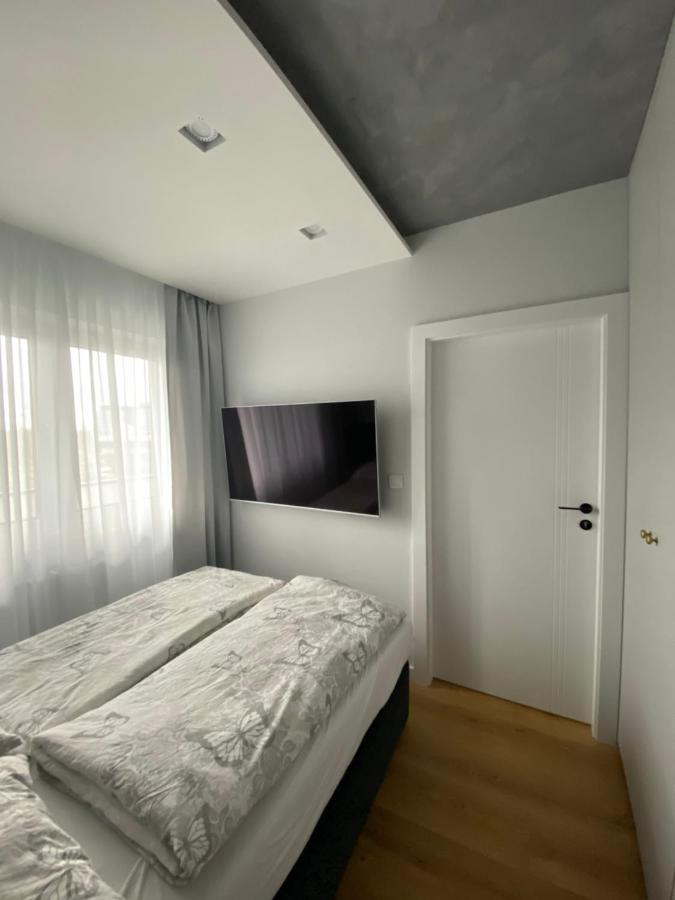 Apartamenty Legnicka Wroclaw Centrum Exterior photo