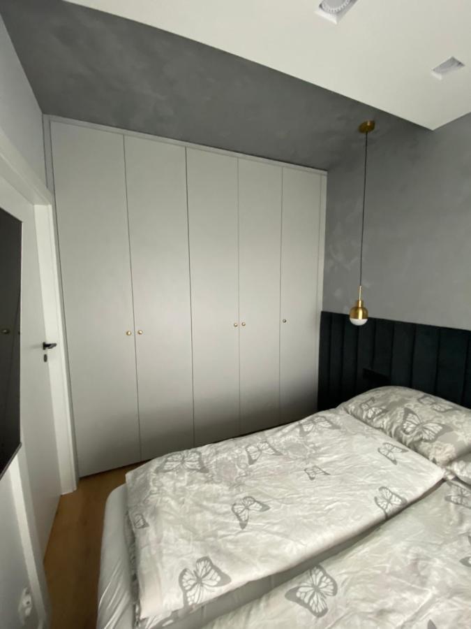 Apartamenty Legnicka Wroclaw Centrum Exterior photo