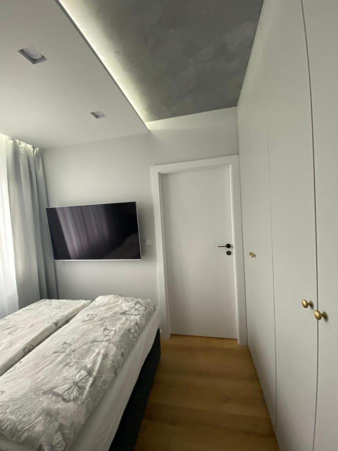 Apartamenty Legnicka Wroclaw Centrum Exterior photo